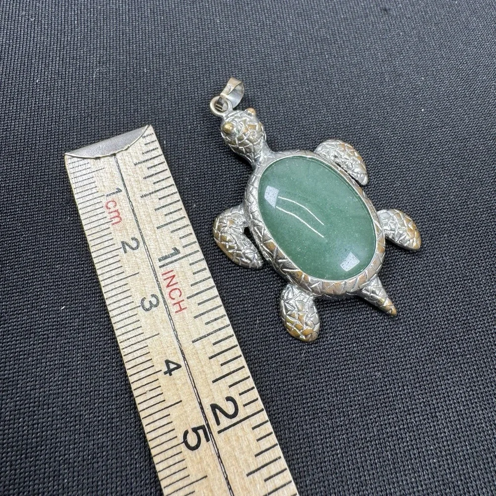 Natural‎ Aventurine Turtle Pendant